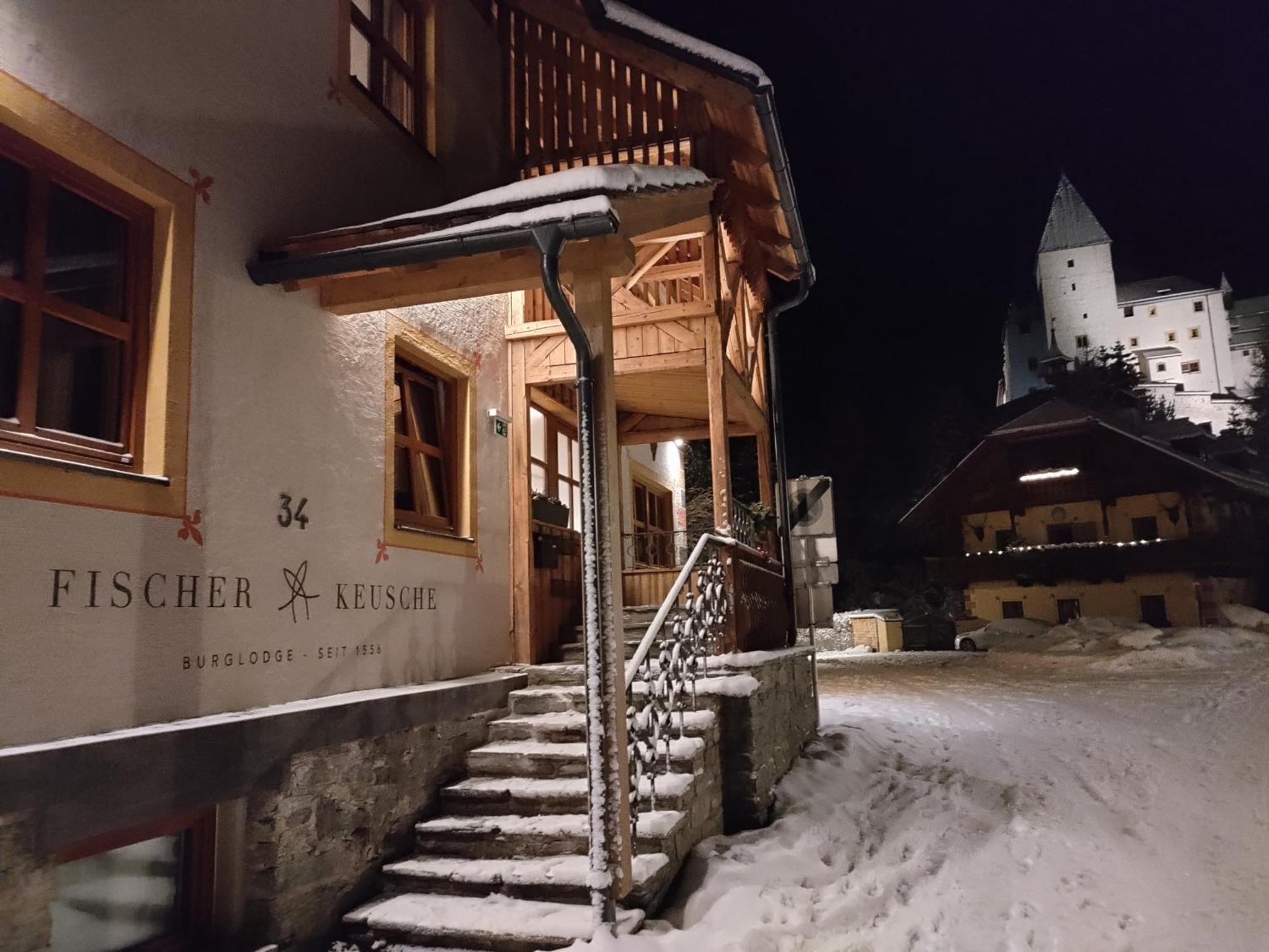 Burglodge Fischerkeusche Mauterndorf  Exteriör bild